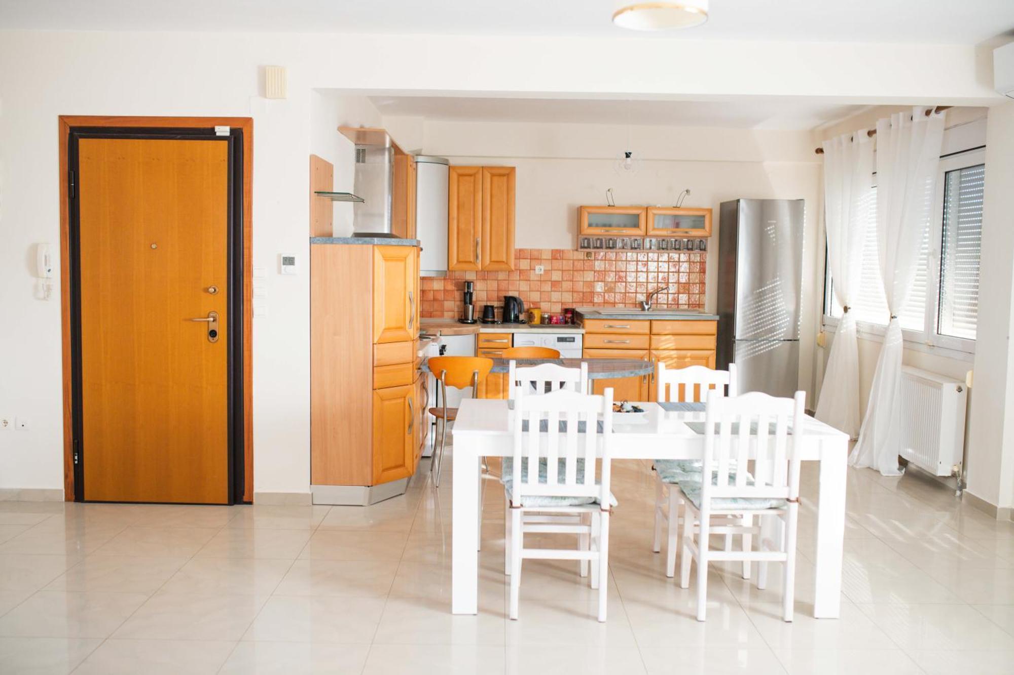 3 Bedroom Apartment, 115M2 アレクサンドルポリス エクステリア 写真